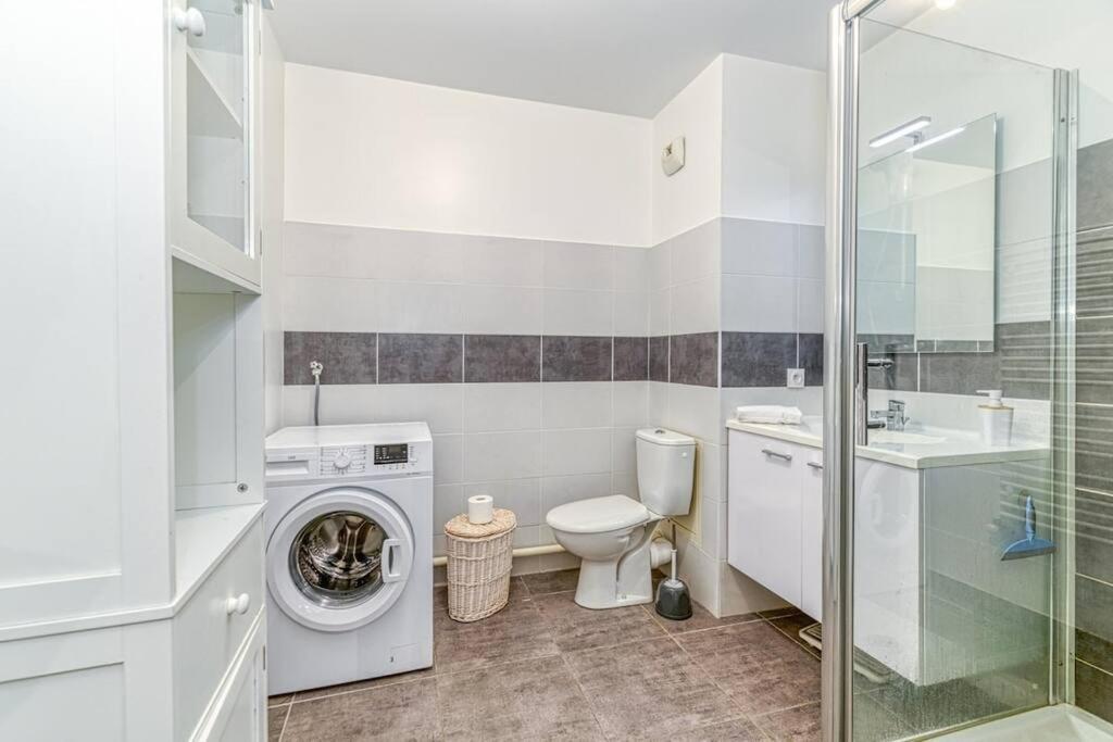 Bel Appartement-Garage Prive-Balcon-Wifi Fibre Rhut 외부 사진