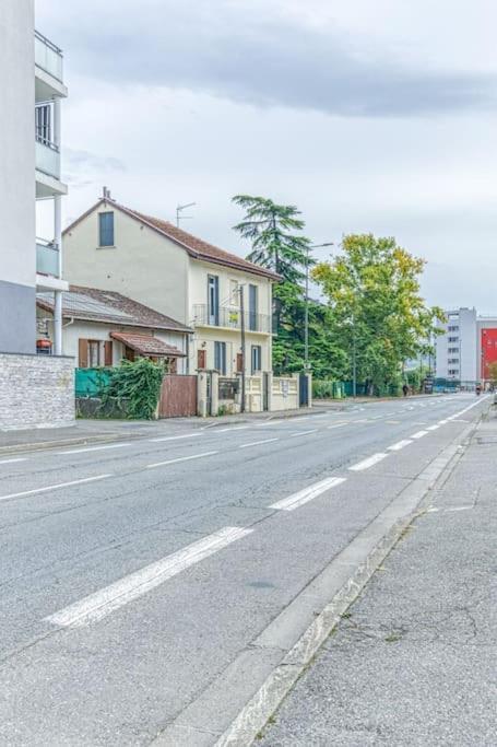 Bel Appartement-Garage Prive-Balcon-Wifi Fibre Rhut 외부 사진