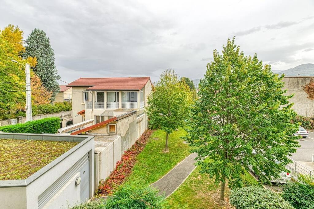 Bel Appartement-Garage Prive-Balcon-Wifi Fibre Rhut 외부 사진