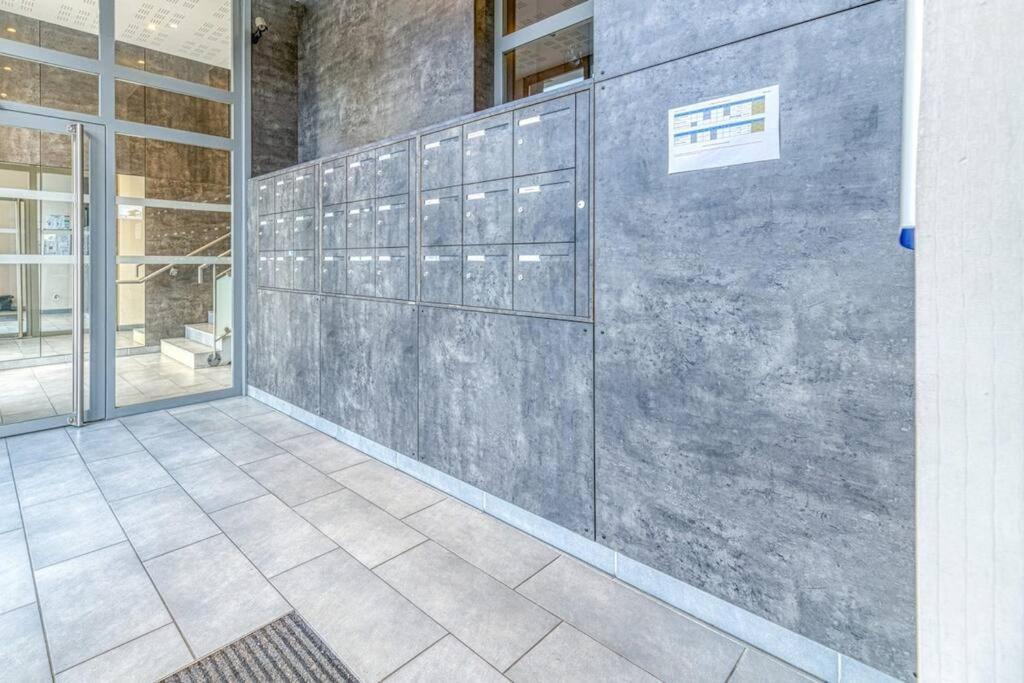 Bel Appartement-Garage Prive-Balcon-Wifi Fibre Rhut 외부 사진